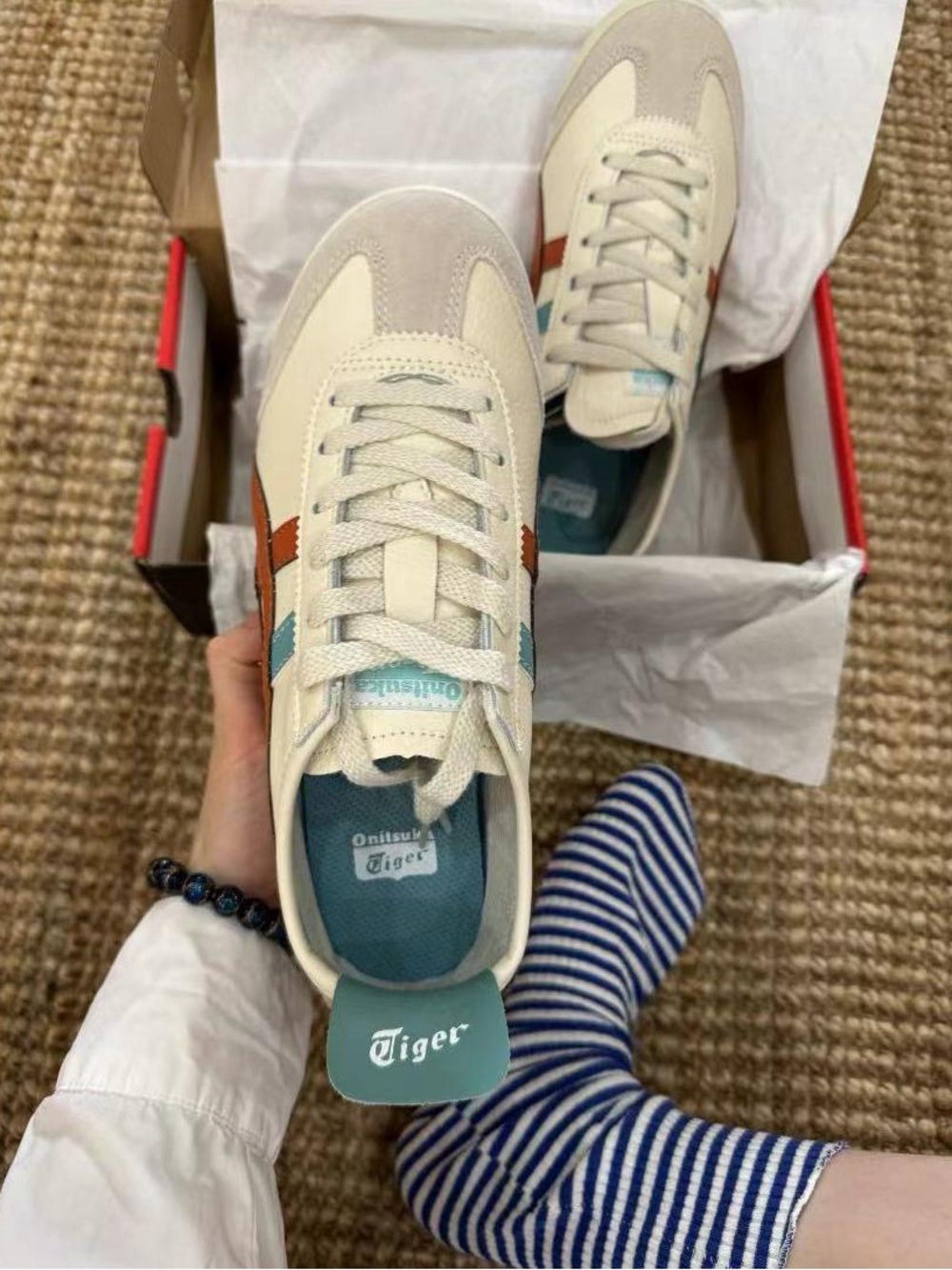 Classic Women's White Sneakers with Rust and Teal Details - Picture 6 of 6